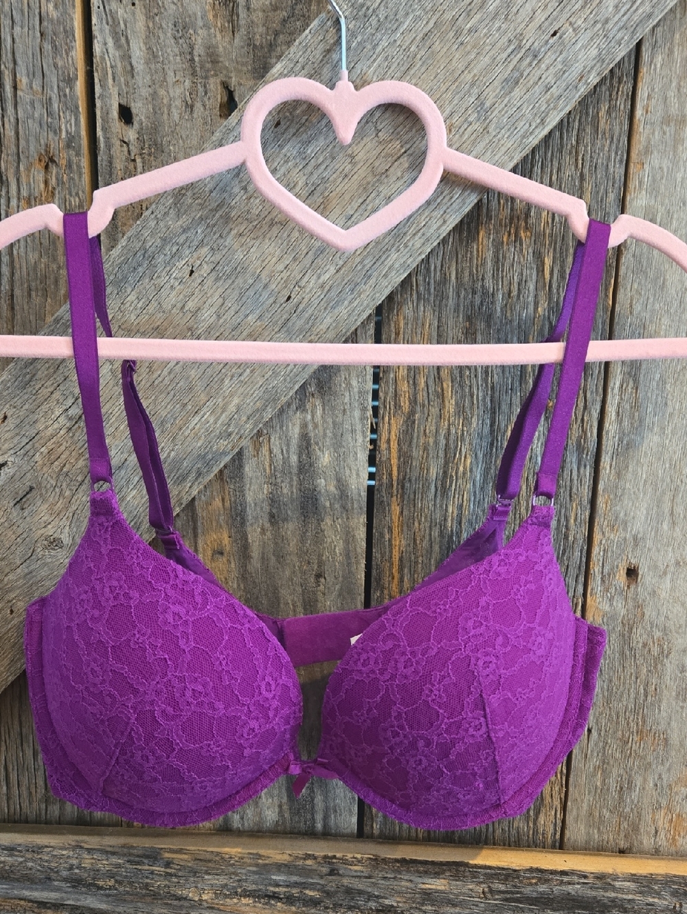 Victoria's Secret Lace Push-Up Bra in Vibrant Purple